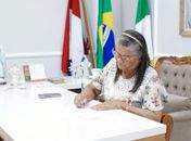 Tia Júlia inicia ajustes no governo para fortalecer gestão e acelerar ações do Plano de Governo
