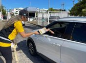 Ação educativa alerta motoristas para evitar fila dupla