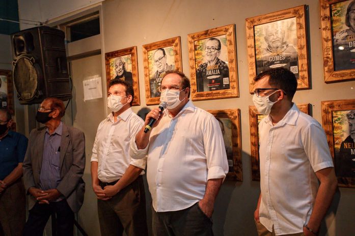 Raízes de Arapiraca: prefeito Luciano e deputado Ricardo Nezinho abrem exposição na Casa da Cultura