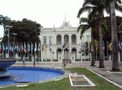 PM prende dois homens por tentativa de latrocínio em frente ao Palácio do Governo