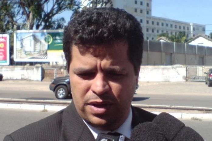 Ameaças de morte “tiradas de contexto”