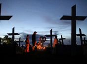 Após milhões de mortos em 3 anos, OMS decreta fim de emergência da covid-19