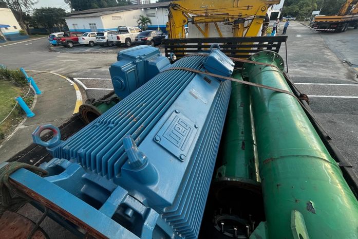 Governo de AL doa equipamento para ajudar no escoamento de água no Rio Grande do Sul