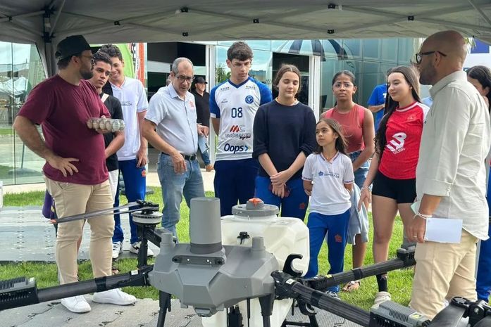 Estudantes do Cebase participam da 1ª Agro Show e vivenciam oportunidades no setor agrícola