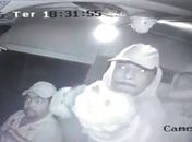 Sintracomp divulga imagens de assalto a van complementar; veja o vídeo