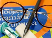 Saúde dos olhos de alunos pede atenção na volta às aulas