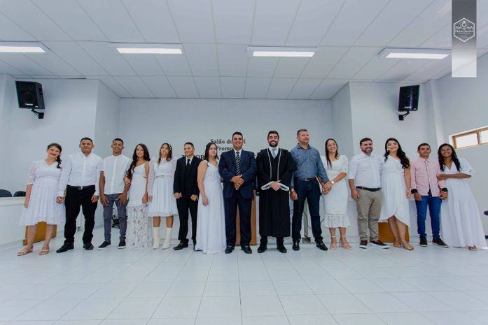 Dia dos Namorados: casal com deficiência auditiva oficializa união com ajuda de intérprete