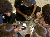 Sem celulares nas escolas: professores de AL enfrentam desafios na adaptação à nova lei