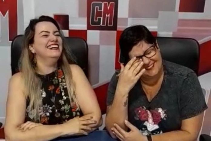 Jornalistas Gabriela Flores e Vanessa Alencar