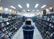 Documentário "Cinemagia" volta no tempo para relembrar a história das videolocadoras