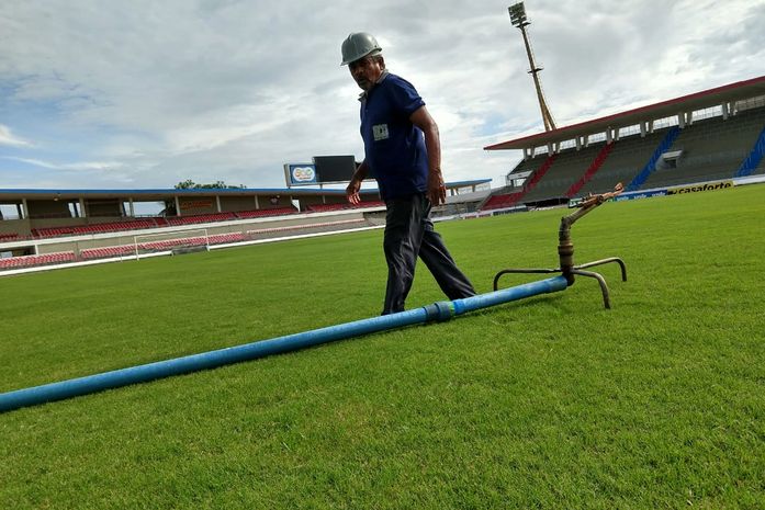 Selaj segue com tratamento de gramado do Rei Pelé durante o Carnaval