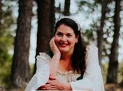 Contando histórias, encantando pessoas. Livraria promove oficina de contação de histórias