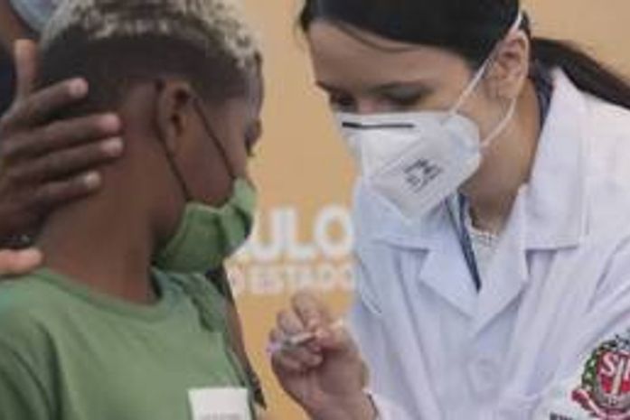 Prefeitura do interior de SP suspende vacinação infantil após criança sofrer parada cardíaca; Pfizer emite nota