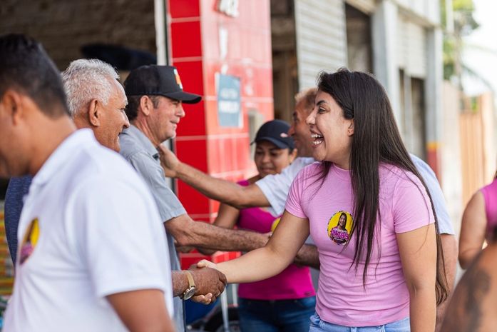 Rolê da Gabi: candidata visita Messias e fortalece sua relação com o eleitorado da cidade