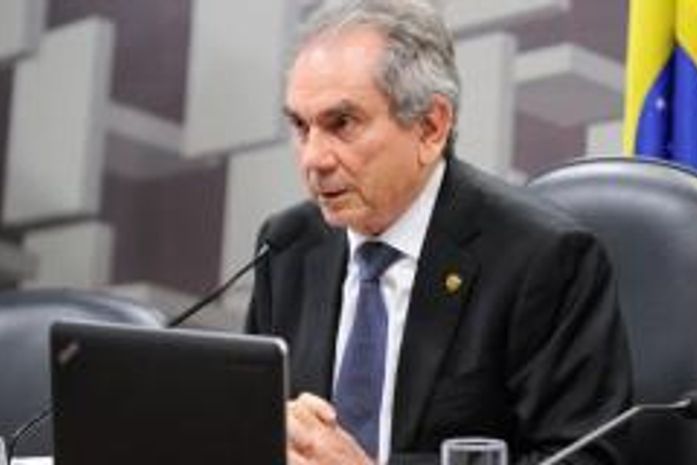 Senador Raimundo Lira