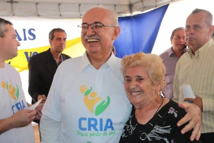 Prefeitura de Arapiraca realiza 600 atendimentos no lançamento do programa "Cria mais perto de você"