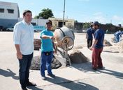 Vice-prefeito vistoria obras de nova praça no Eustáquio Gomes