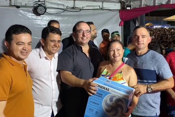 Família Silva,do prefeito de Junqueiro,contagia festa das mães em Teotônio Vilela