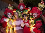 Parada Natalina leva a magia do Natal para comunidades de carentes em Maceió 