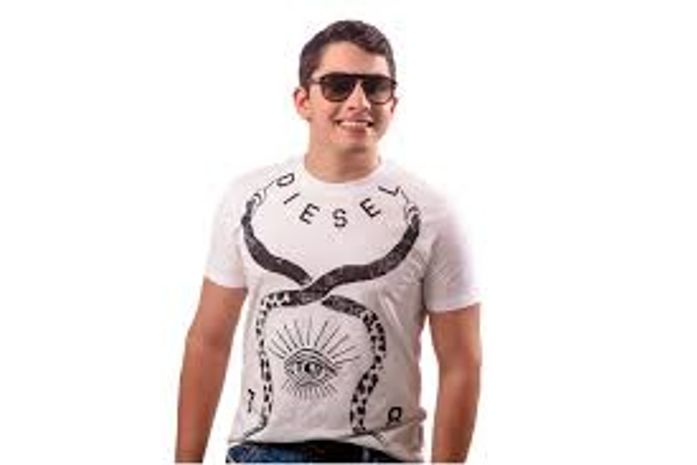 Jonas Esticado é uma das atrações deste final de semana em Maceió