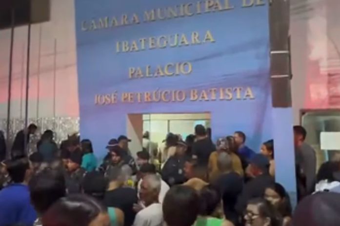 Câmara de Ibateguara barra imprensa durante eleição da nova mesa diretora