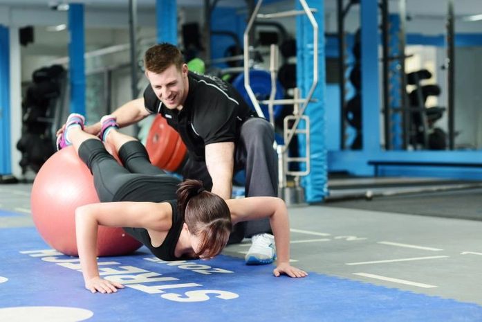 Proposta prevê desconto no Imposto de Renda para quem paga academia e personal trainer