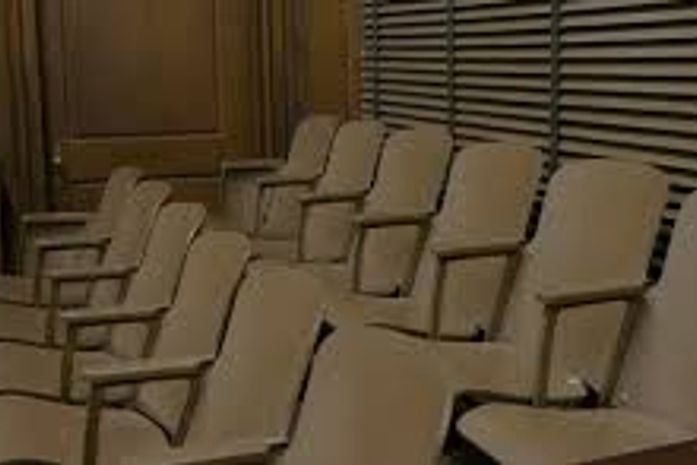 Réu recebe pena de 20 anos por tentar matar companheira com golpe de faca pelas costas