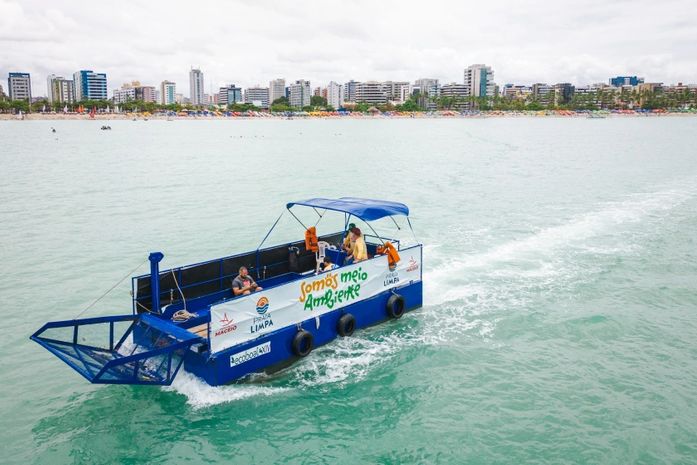 Alurb irá intensificar trabalho do Ecoboat nas piscinas naturais de Pajuçara