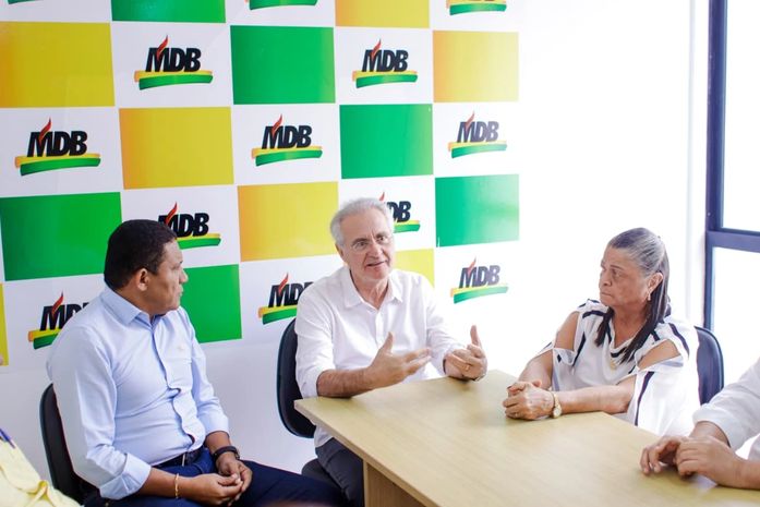 Renan Calheiros, Tia Júlia e Júlio Cezar reforçam aliança e prioridades para Palmeira