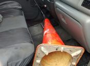 Cone foi recuperado dentro de veículo 