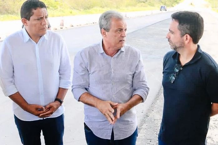 Prefeitura de Palmeira e Governo de Alagoas somam forças para reparar danos provocados pela chuva no município