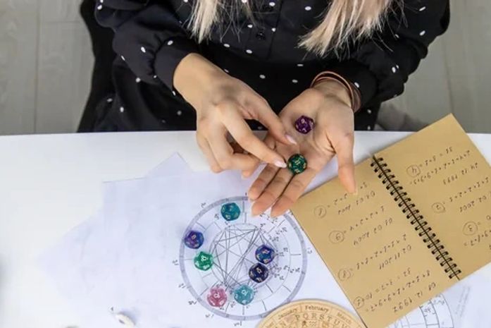 Ano Universal 1: entenda a energia de 2026, aprenda a calcular seu Ano Pessoal e veja a cor que irá harmonizar a nova fase