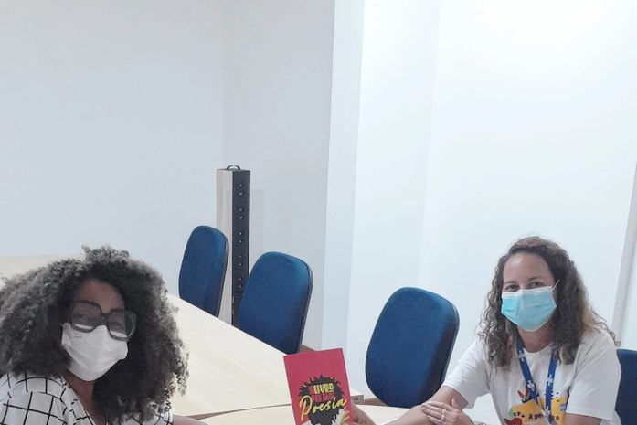 Essa ativista esteve numa reunião tão boa no SEBRAE, com Erica Pereira.Obrigada, preta!