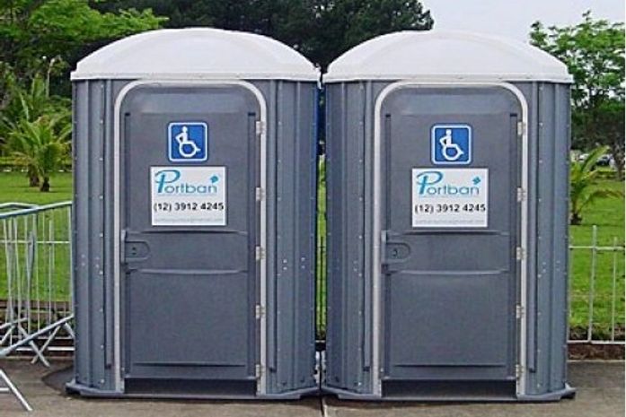 Banheiros químicos adaptados