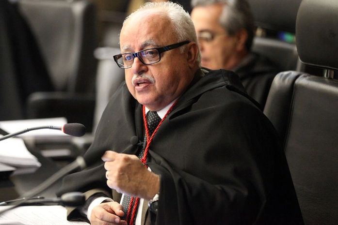 Desembargador James Magalhães 