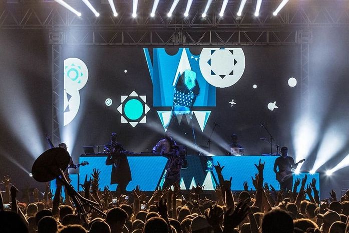 Baiana System retorna a Maceió com show conceitual de rock e orquestra