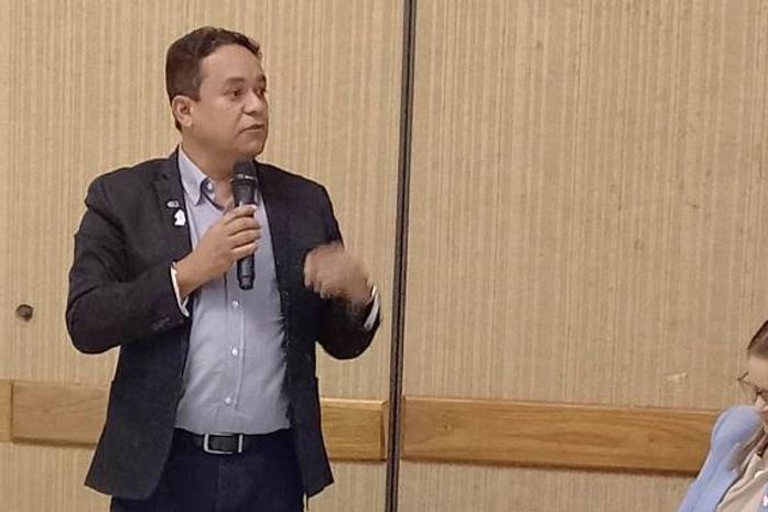 Rodrigo Buarque participa de reunião da Diretoria do Conasems na PB