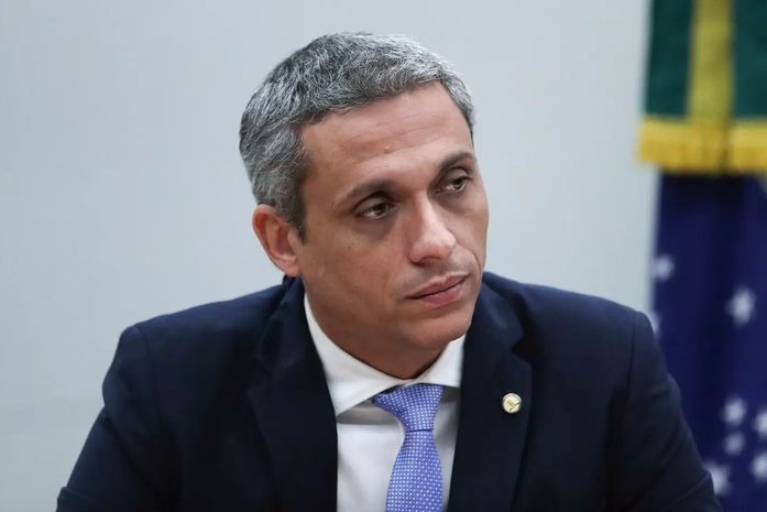 O deputado federal que é a cara desses tempos sombrios