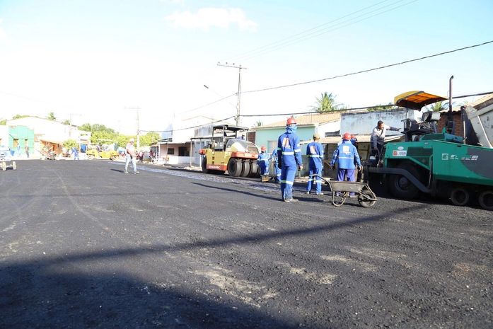 Ruas de Canafístula recebem melhorias