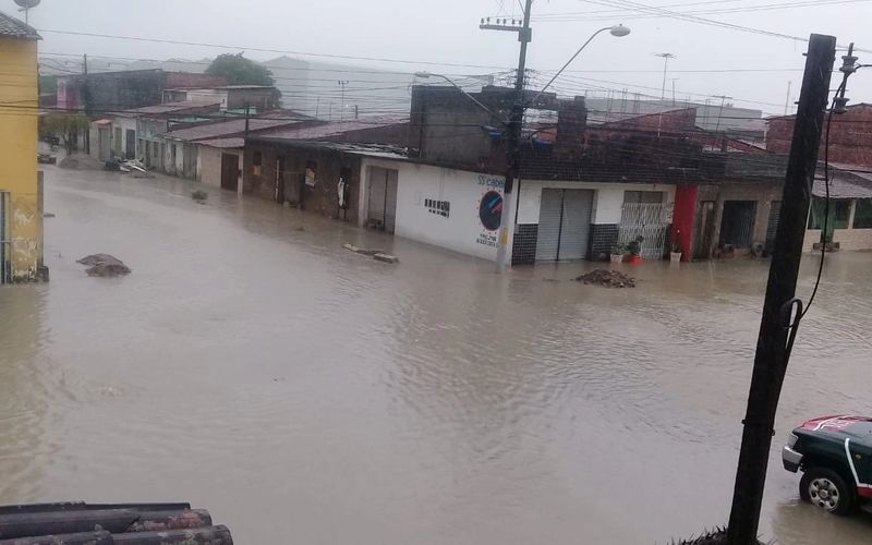 Chuva no bairro Santa Lúcia