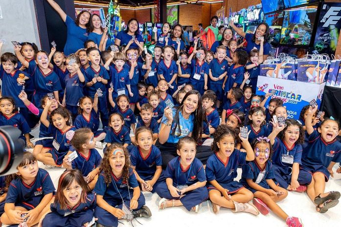 Parque Shopping promove manhã de diversão para mais de 100 crianças no Multiplique Alegria