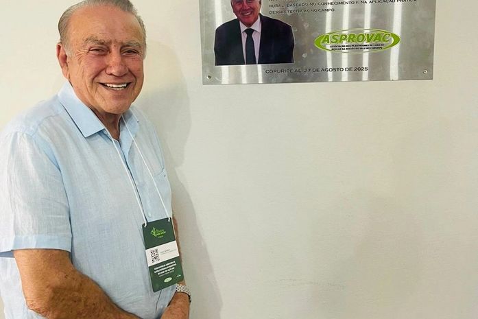 Asprovac presta homenagem ao presidente do Sistema Faea/Senar Álvaro Almeida
