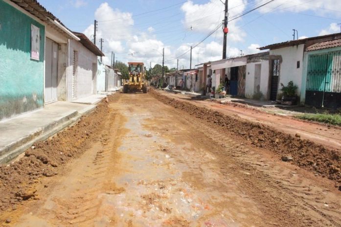 Obras de pavimentação beneficiam 600 moradores do Conjunto Frei Damião