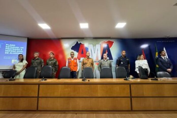 AMA recebe apresentação do plano estadual de resposta a desastres naturais para o período chuvoso de 2025