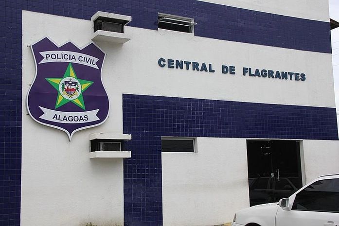 Homem é preso após esfaquear esposa grávida no Agreste de Alagoas