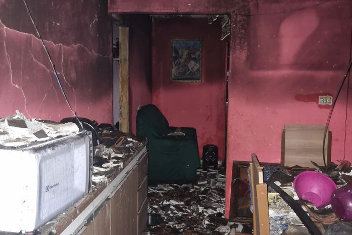 Incêndio destrói quarto e cozinha de residência em Craíbas, AL