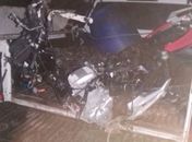 Parte da moto encontrada pela polícia no local do desmanche