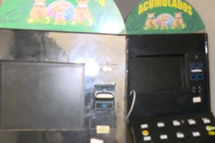 Máquinas caça-níqueis foram apreendidas no bairro da Levada, em Maceió