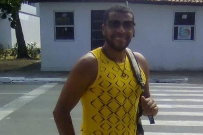 Conheci o cabra em um sábado e na segunda ele se fez Domingos.