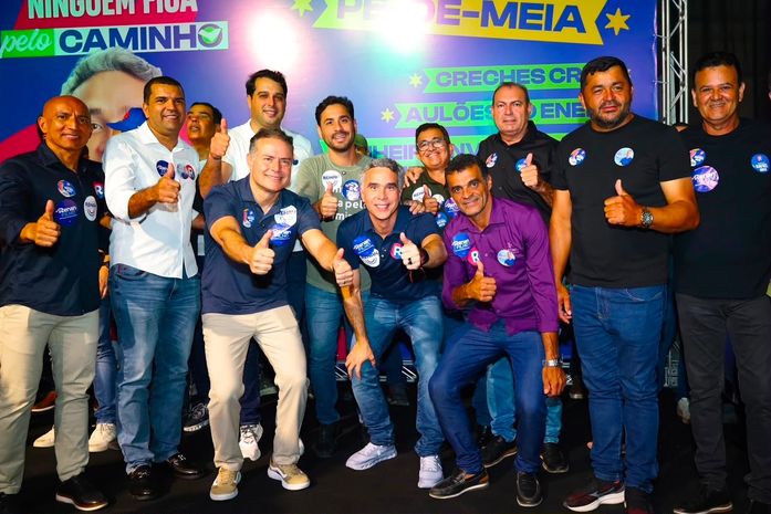 Prefeito André Castro, Arthur Freitas e grupo político prestigiam grande encontro de Rafael Brito e reforçam parceria por Santana do Mundaú